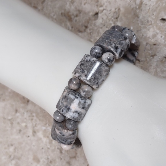 Zebra Jasper Stretch Bracelet - Picture 2 of 5